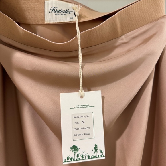 Silk maxi skirt - Picture 2 of 2